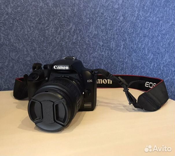 Зеркальный фотоаппарат