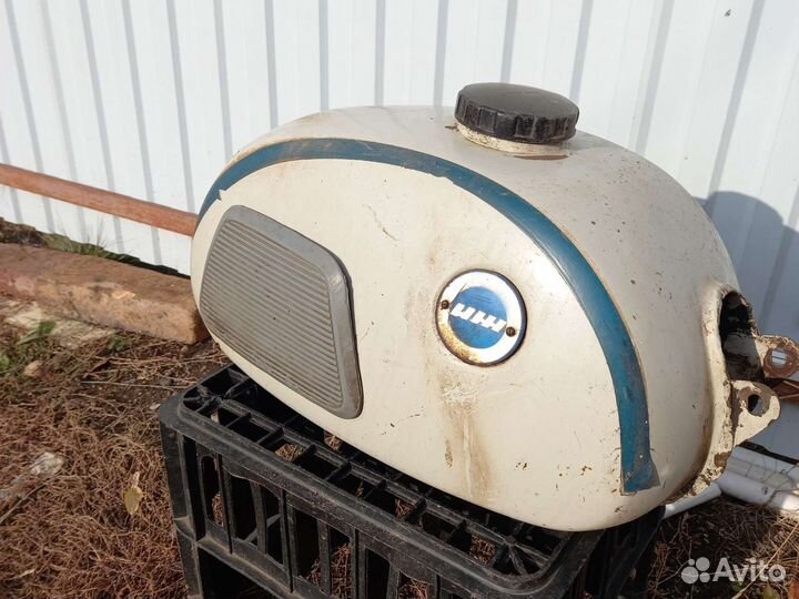 Топливный бак на мотоцикл