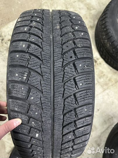 Nokian Tyres Nordman 4 225/50 R17