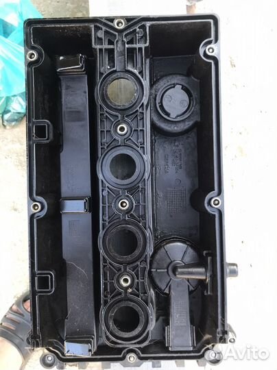 Клапанная крышка opel astra h 1.8