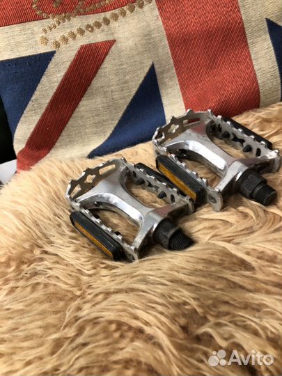 Педали для велосипеда