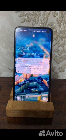 Samsung Galaxy S10e (Snapdragon 855), 6/128 гб