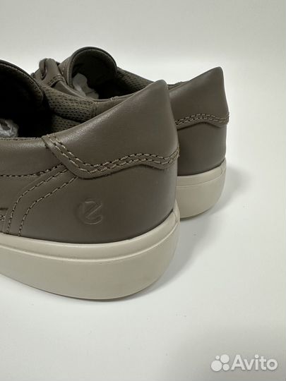 Кроссовки Ecco 42 р новые оригинал