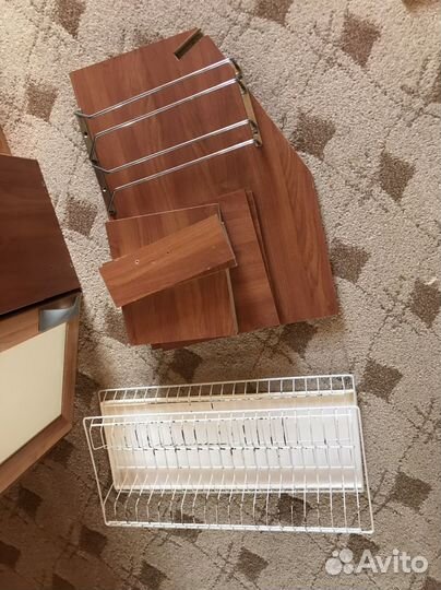 Навесные шкафы для кухни бу (гарнитур)