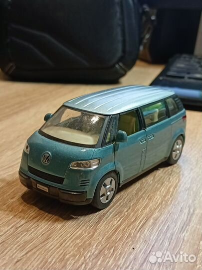 Модели автомобилей welly, kinsmart и д.р