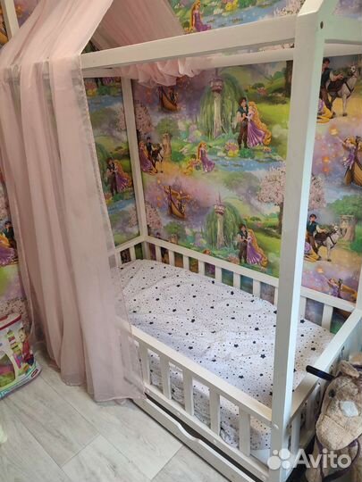 Детская кроватка домик бу с ящиками