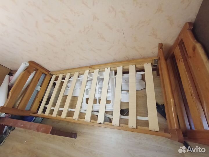 Кровать односпальная