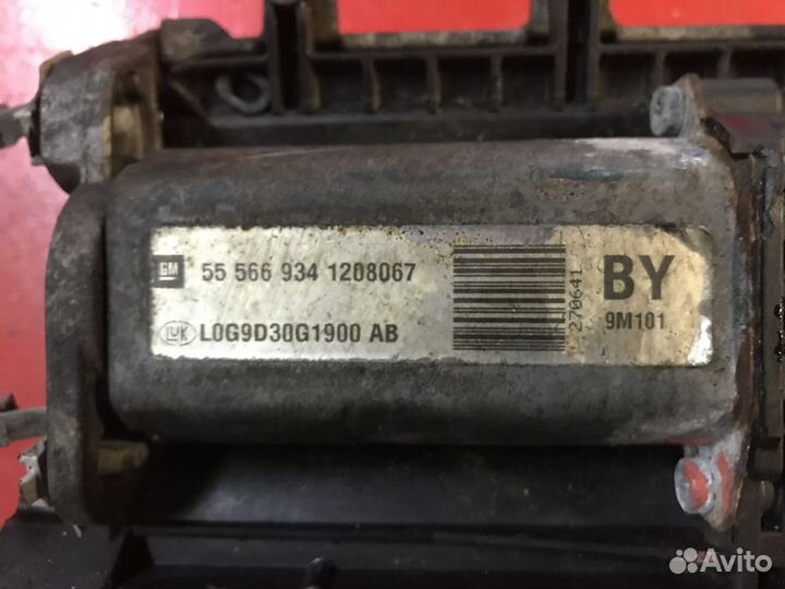 Блок управления Изитроником Opel Zafira B F17 1.6