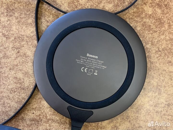 Беспроводная зарядка baseus