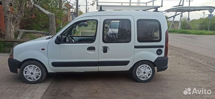 Мобильная кофейня на колесах мороженое