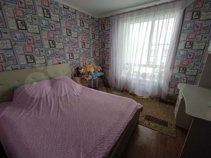 2-к. квартира, 55 м², 1/3 эт.