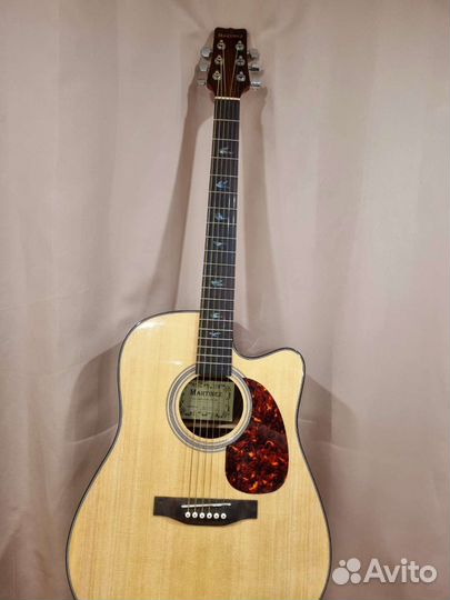 Акустическая гитара Martinez
