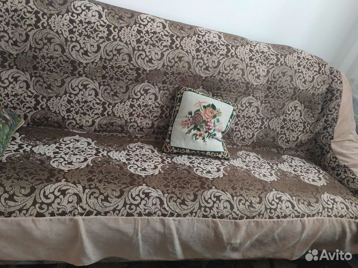 Дивандеки на диван и кресла