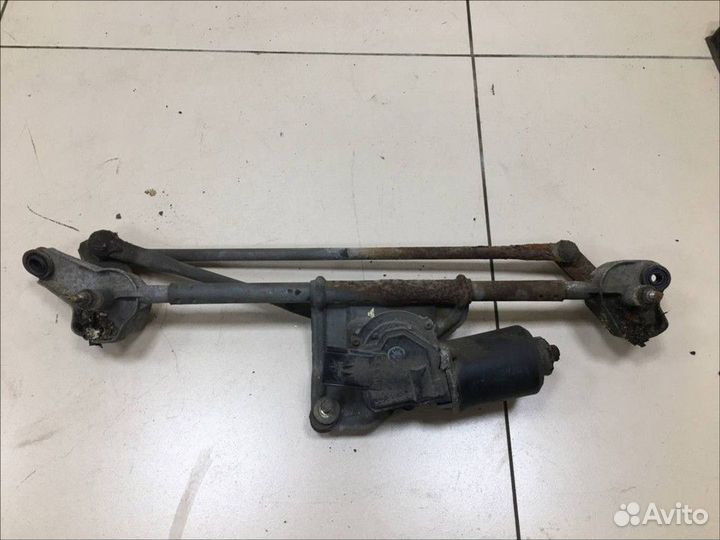 Трапеция стеклоочистителей Dodge Neon