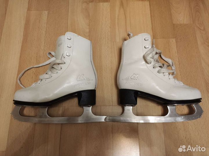 Коньки фигурные