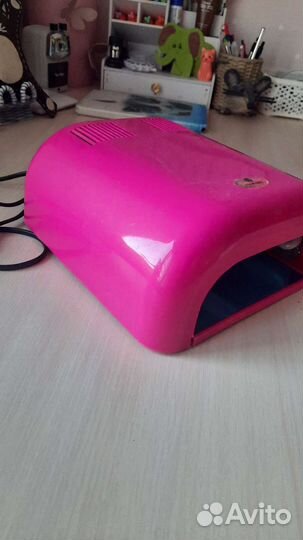 Лампа для маникюра