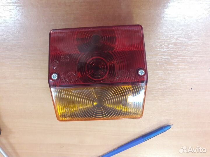 Задний стоп сигнал 11882270 Volvo BL 61/71