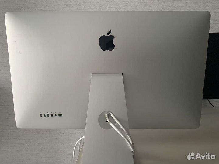 Apple Thunderbolt Display 27