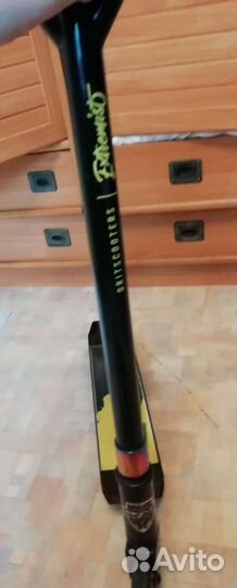 Трюковой самокат