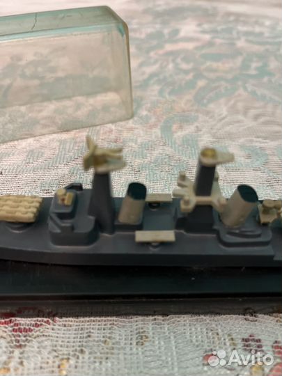 Модель корабля ракетный крейсер Варяг СССР