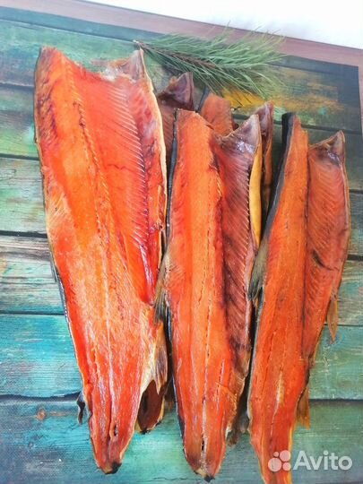 Красная рыба холодного копчения