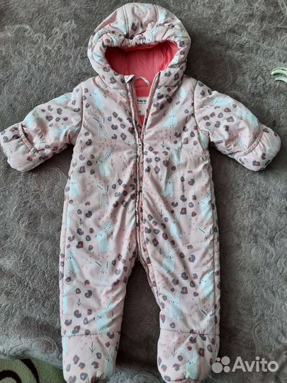 Продам комбинезон с шапочкой