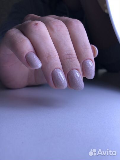Маникюр