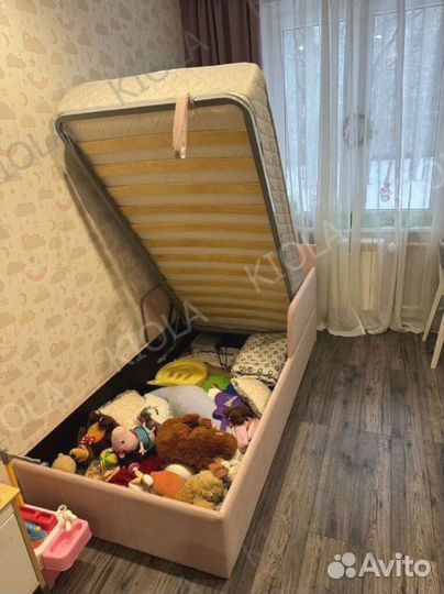 Детская кровать с бортиками