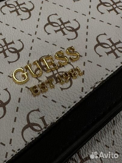 Сумка женская Guess седло