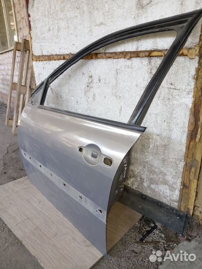 Дверь передняя левая Renault Megane 2