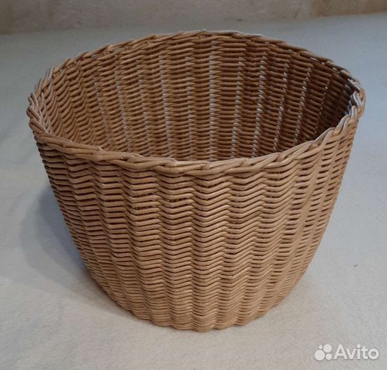 Кашпо под цветочный горшок