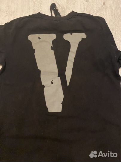 Футболка vlone