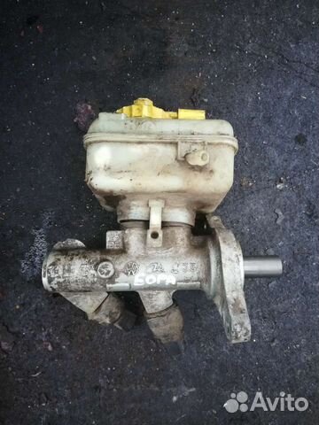 Главный тормозной цилиндр Volkswagen Bora