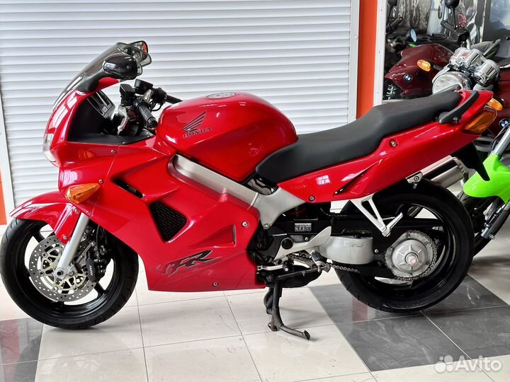 Honda VFR 800