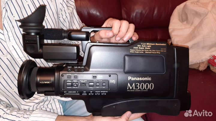 Видеокамера Panasonic-NV-M3000EM