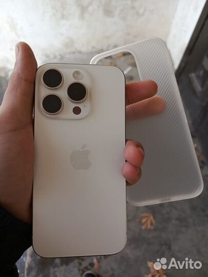 iPhone 15 Pro, 128 ГБ