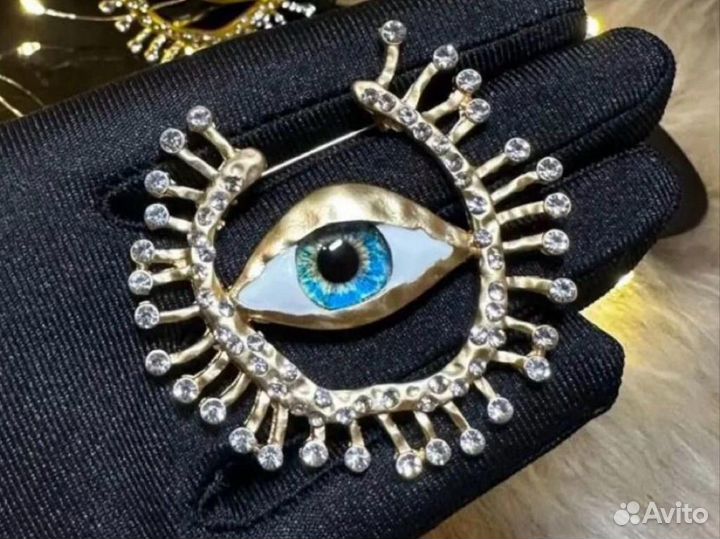 Брошь глаз