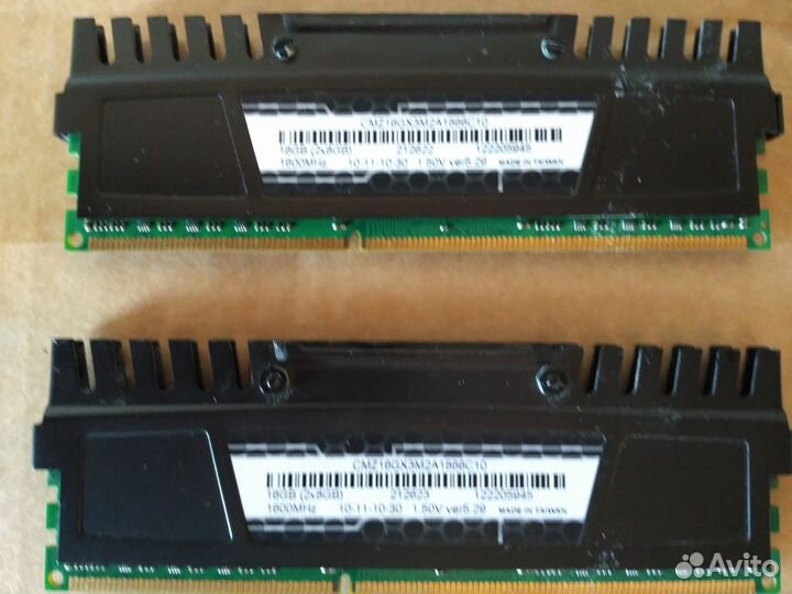 Память оперативная Corsair DDR 3 16GB