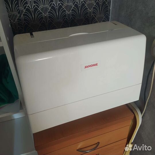 Вышивальная машина Janome 350E