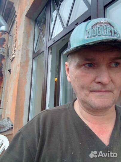 Уборщик, мойщик окон