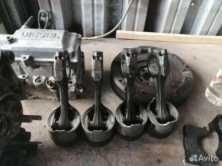 Двигатель RF в разбор Мазда