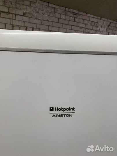 Холодильник Hotpoint Ariston 2.камеры