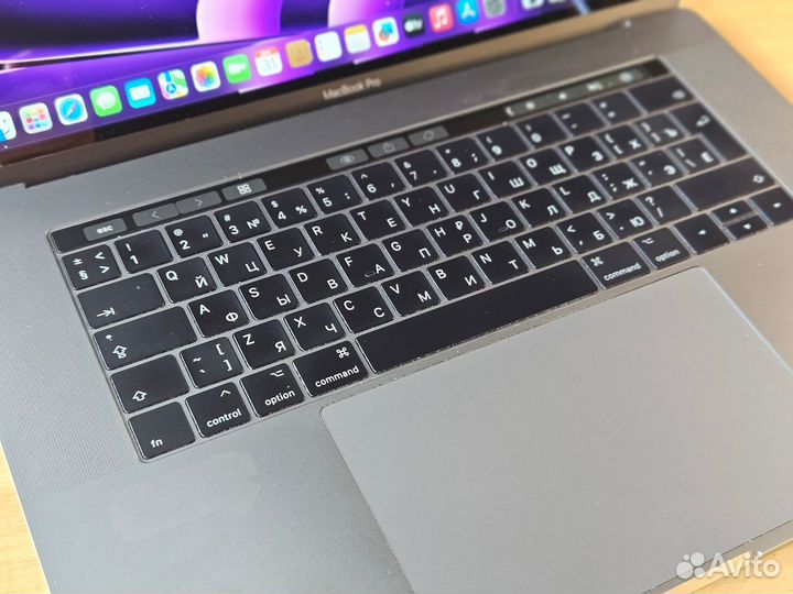 Ноутбук Apple MacBook Pro (2017 года)