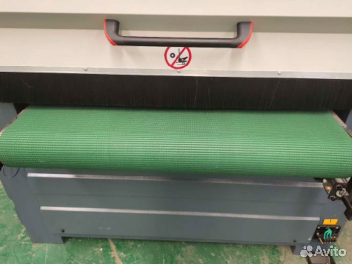 Pельeфно-шлифовaльный cтaнок по дереву