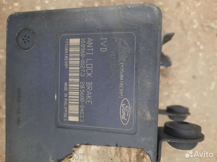 Ford Focus 2 блок ABS