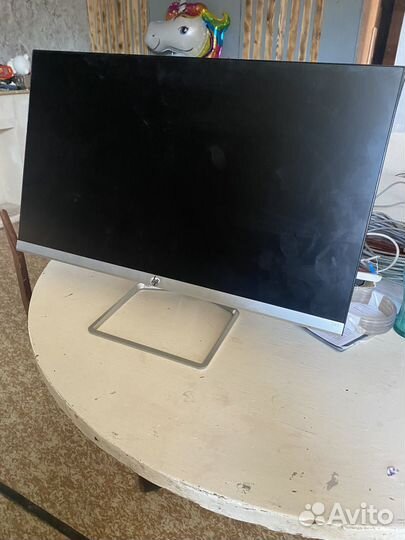 Монитор HP 24