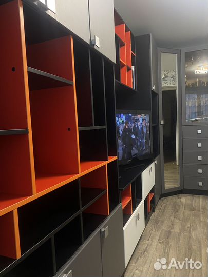 Стенка в гостиную