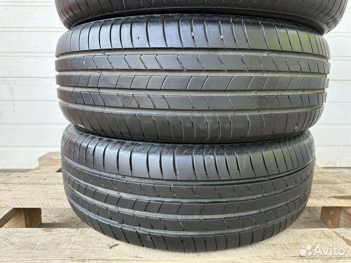 Kumho Ecsta HS51 205/60 R16 92H