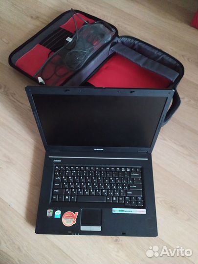 Ноутбук Toshiba