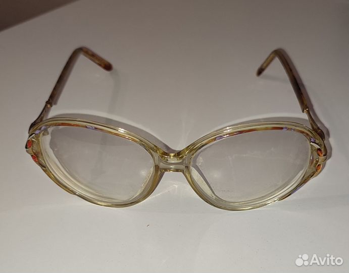 Оправы для очков женские б/у